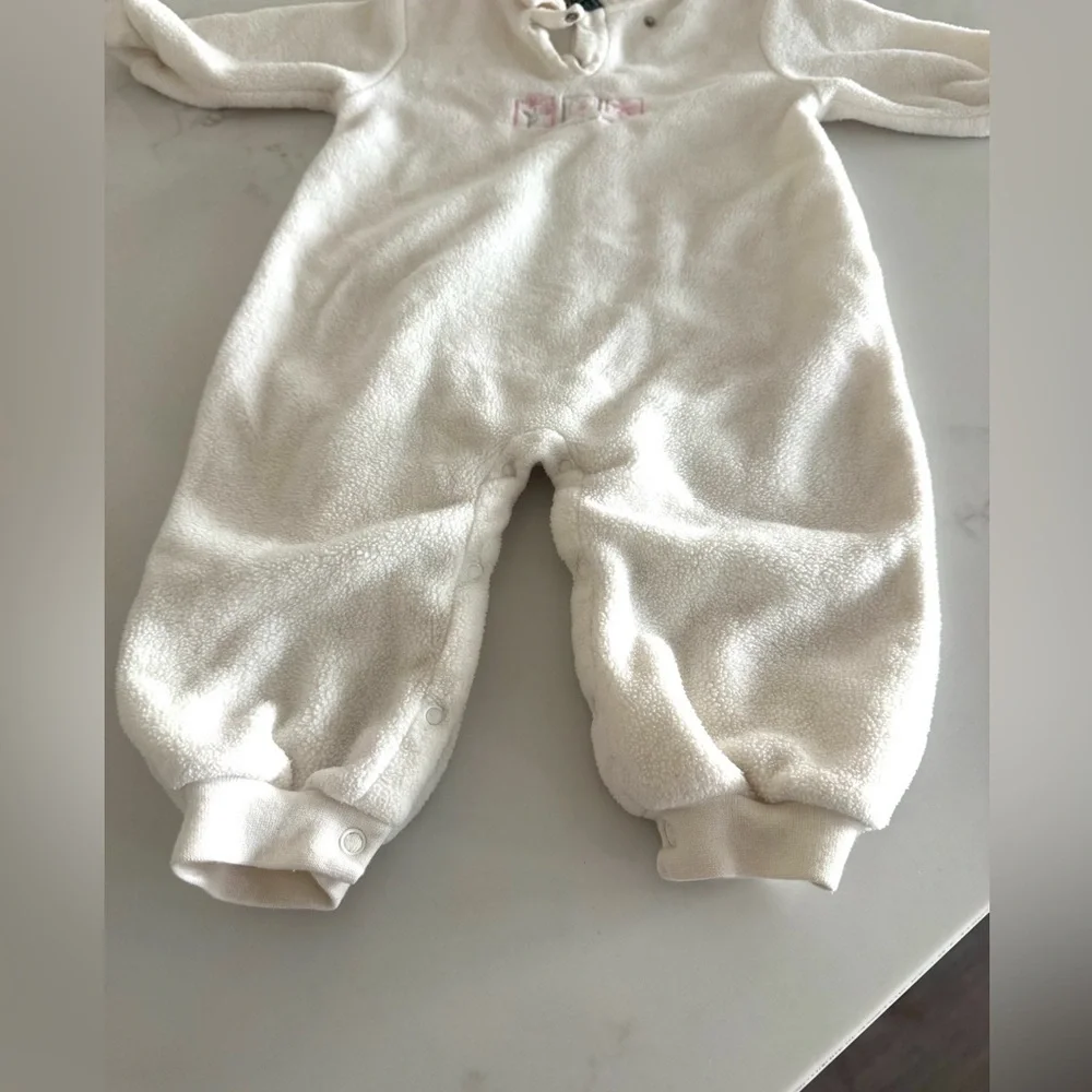 Vintage The Children’s Place Baby Fleece One Piece | 18M Cream Romper
